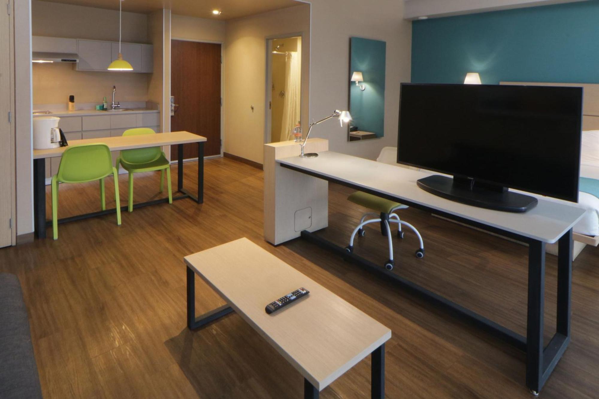 City Express Suites By Marriott Tijuana Rio Buitenkant foto
